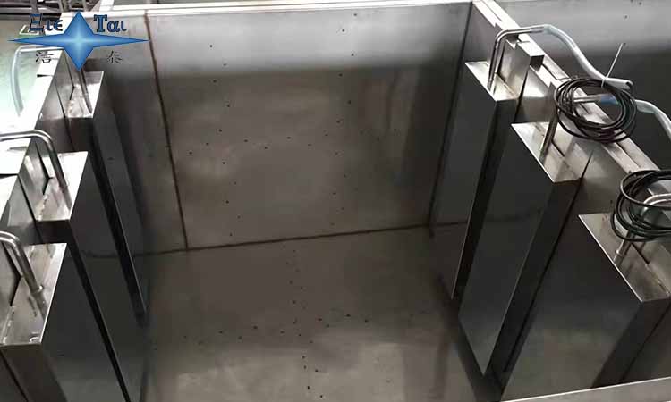 超聲波清洗設備中的震頭安裝在哪里好? 超聲波清洗設備中的震頭安裝在哪里好?